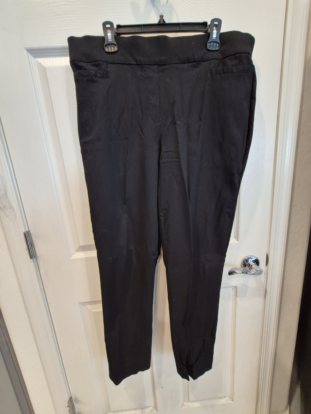 5/25 Apt. 9 Black Straight-Leg Women's Pants